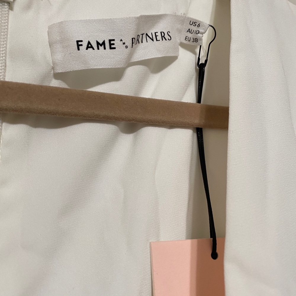 NWT Fame and Partner 💌Free Shipping White L/S Dress Size 6 - Picture 7 of 10